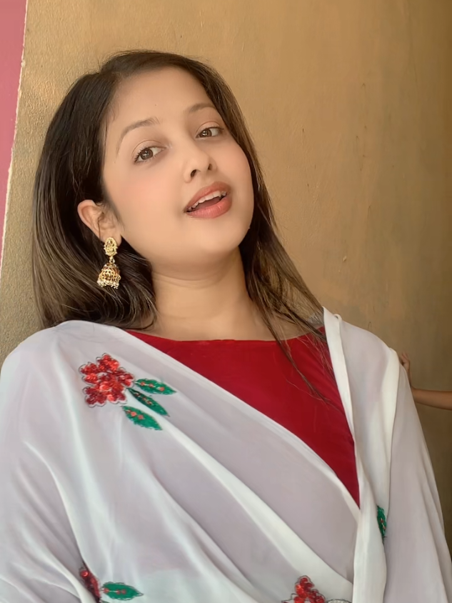 @रश्मी ❤️✨