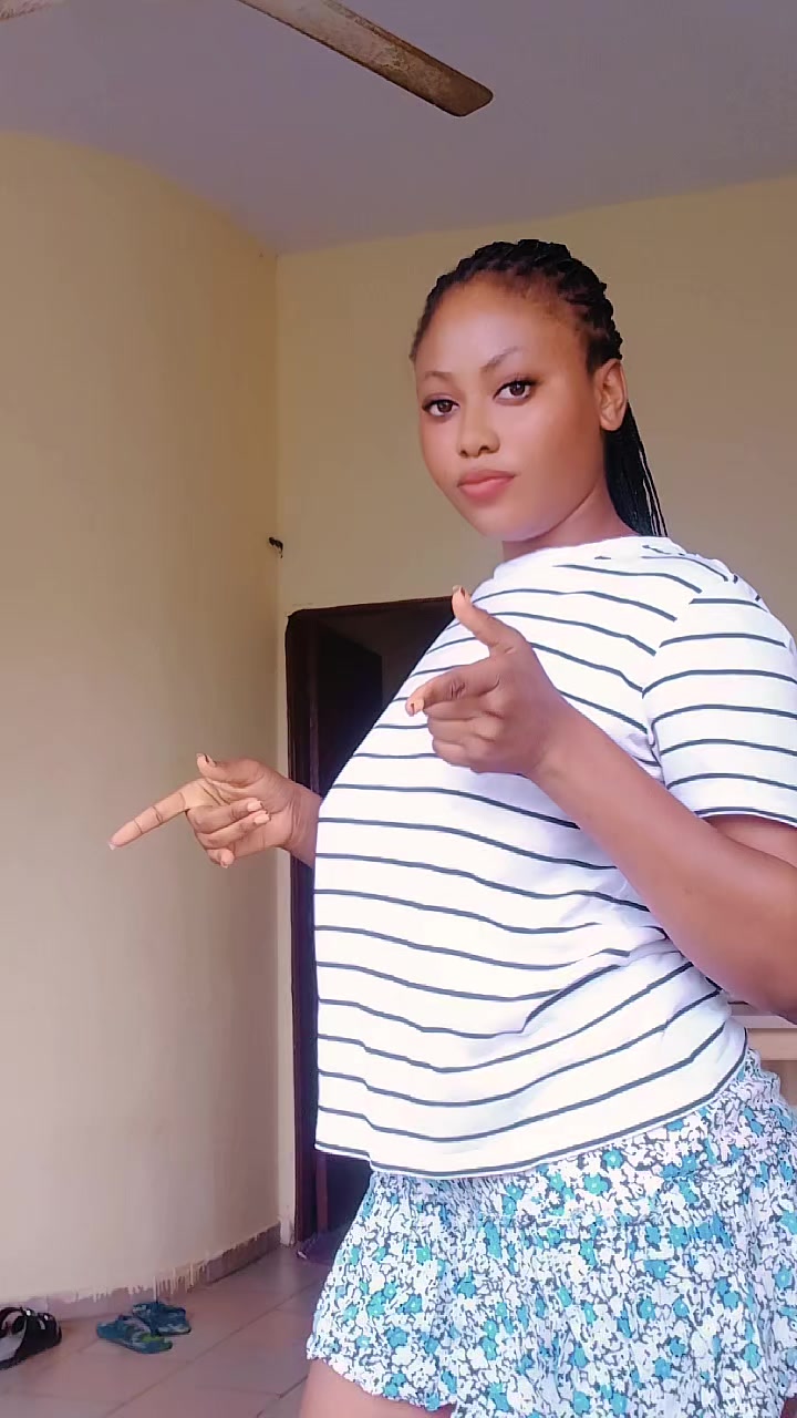 @twin_stella