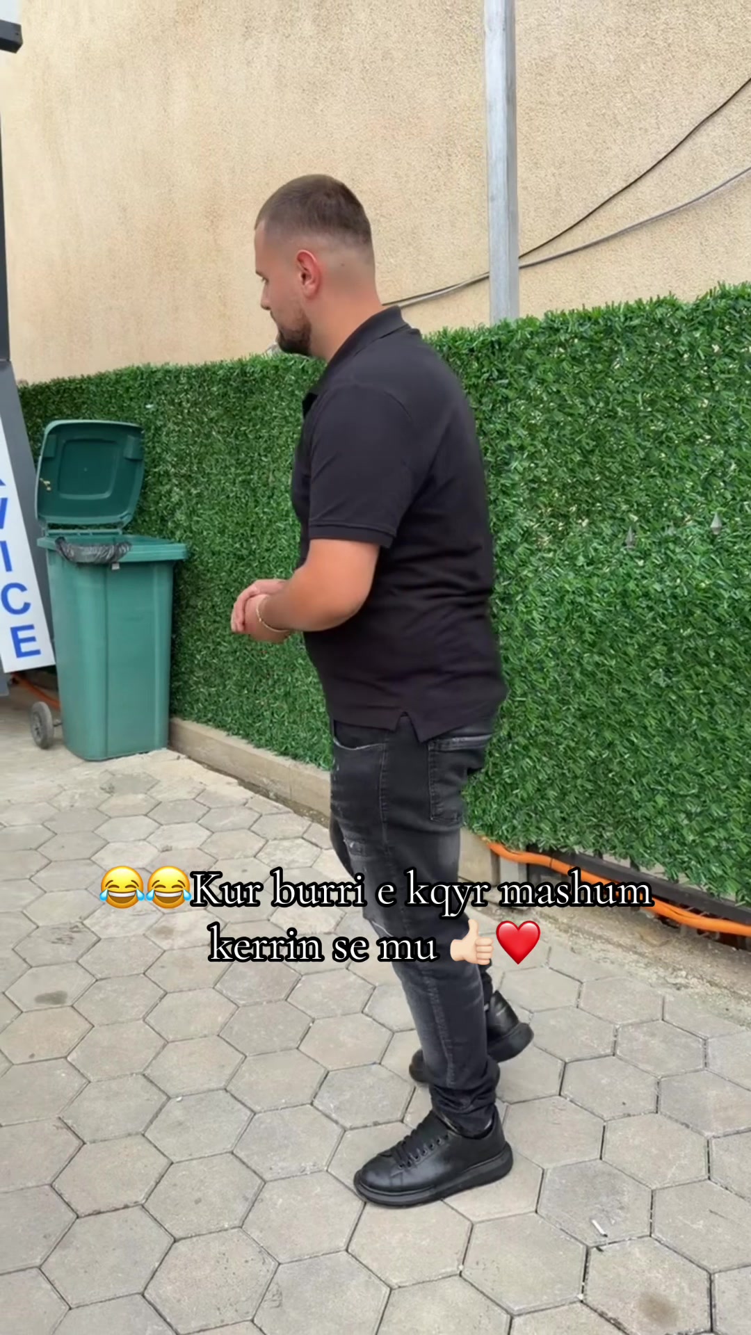 @L&Oacute;RI