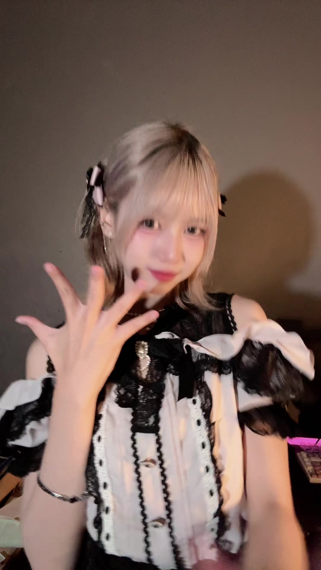 @เด็กส่งลูกชิ้น 🍡