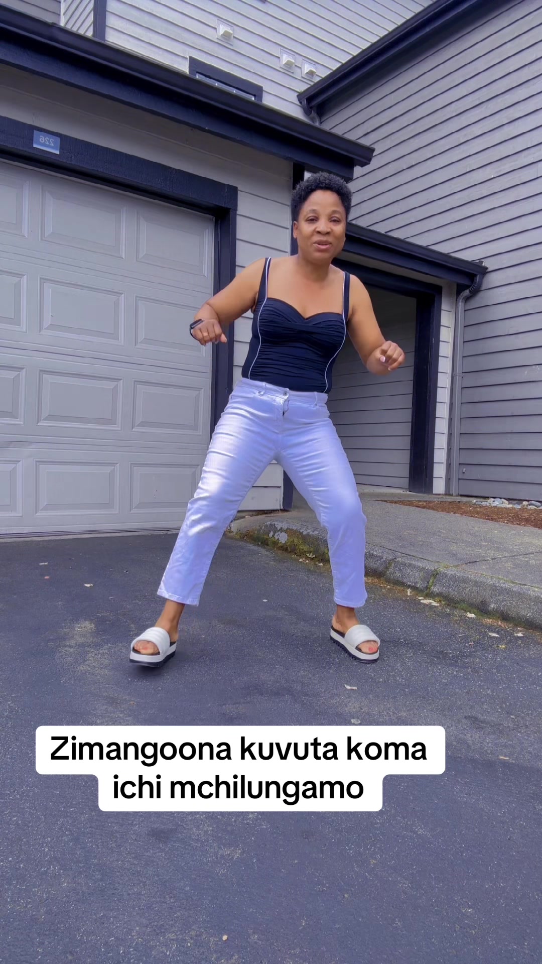 @Abwezi Mwandiona?