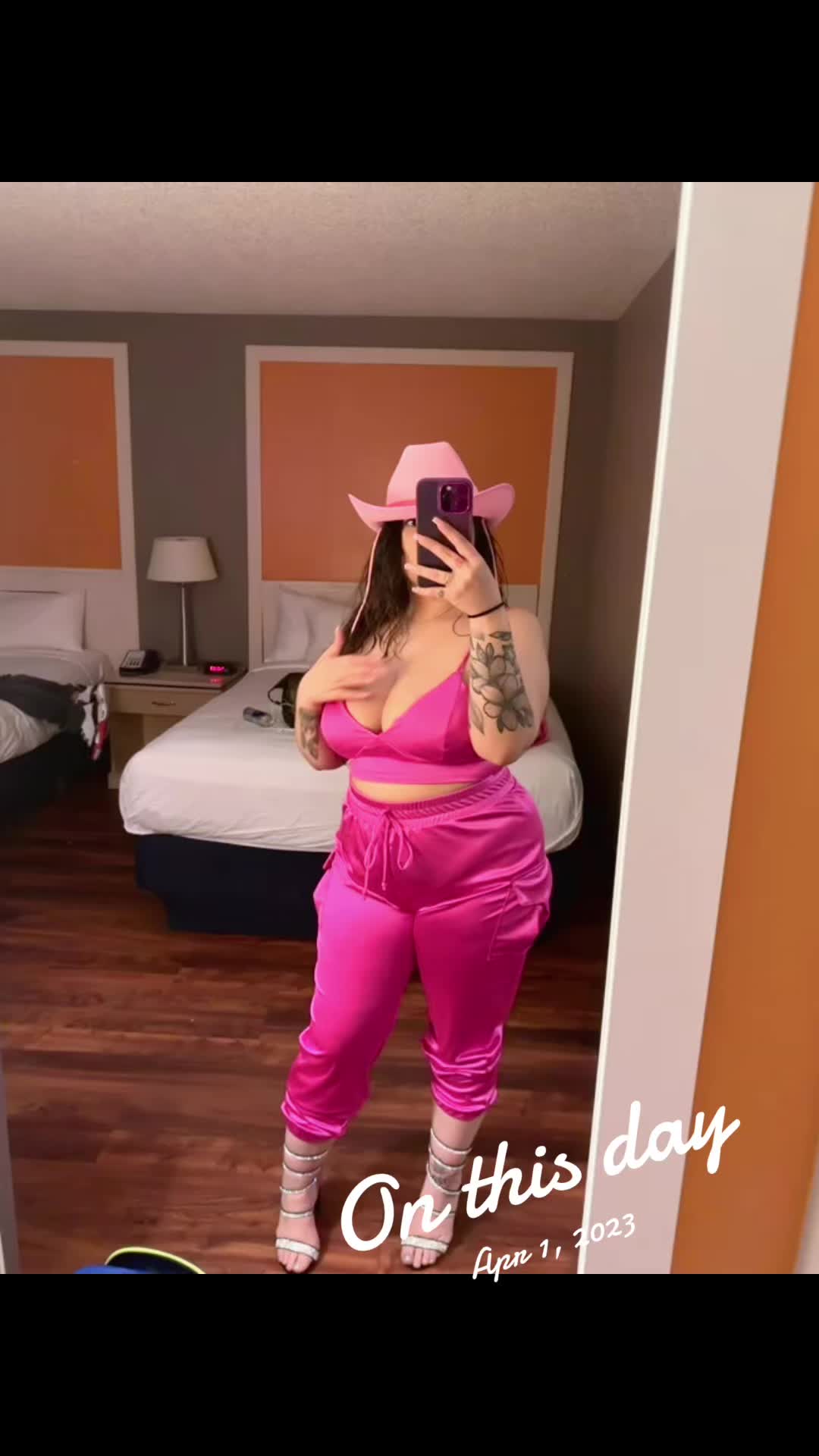 @Rainbowl0veee