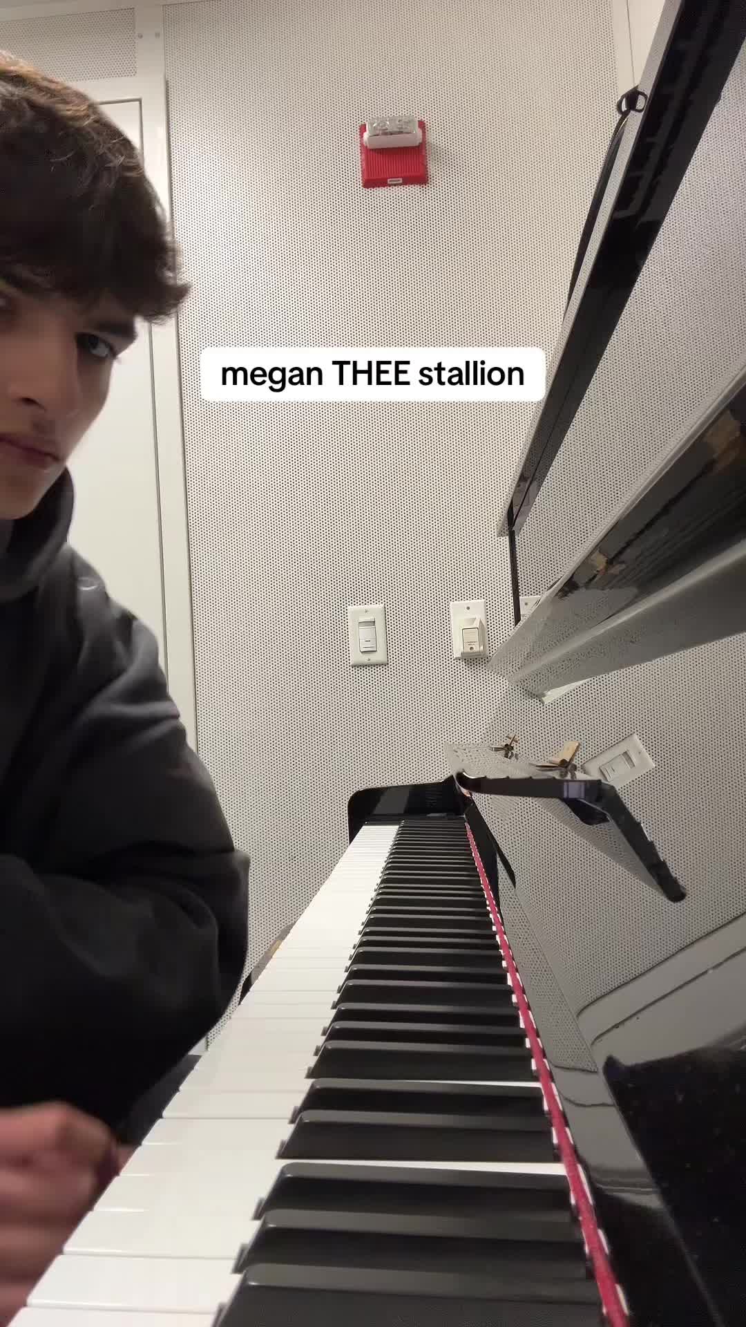 @noahschlondorff