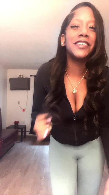 @shaianaginae