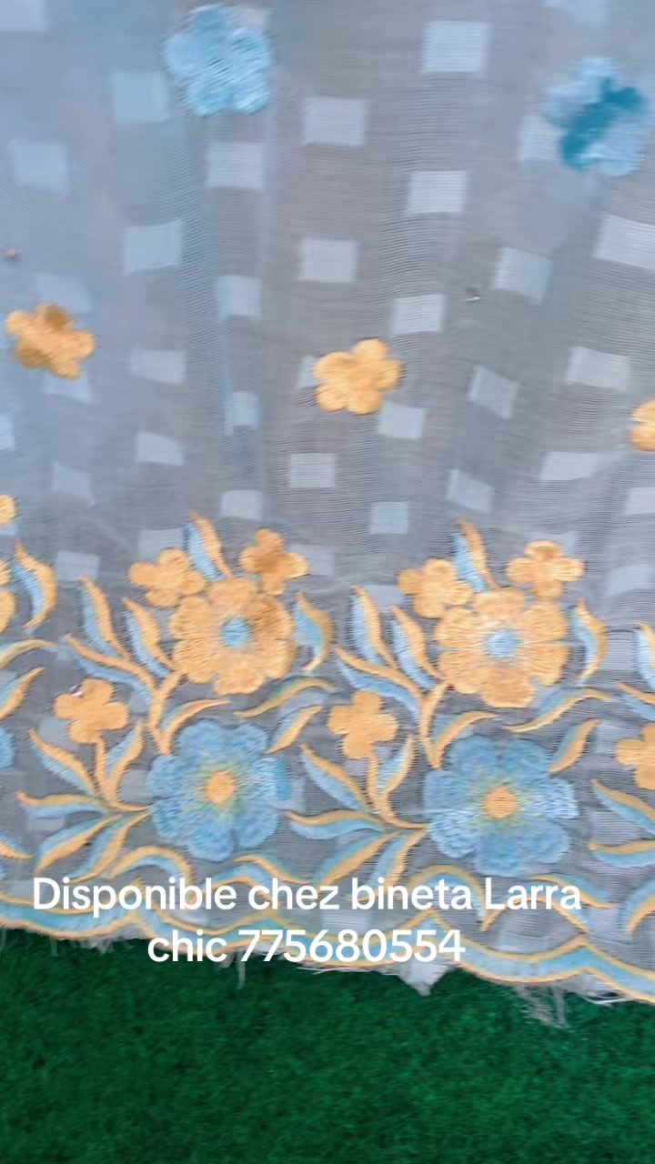 @Binta Larra Chic