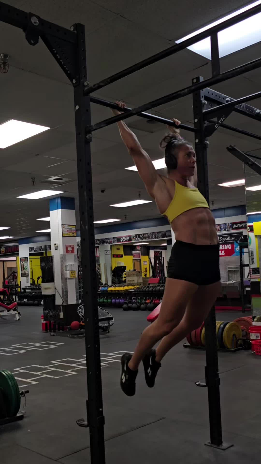 @ShesFitAndFunny