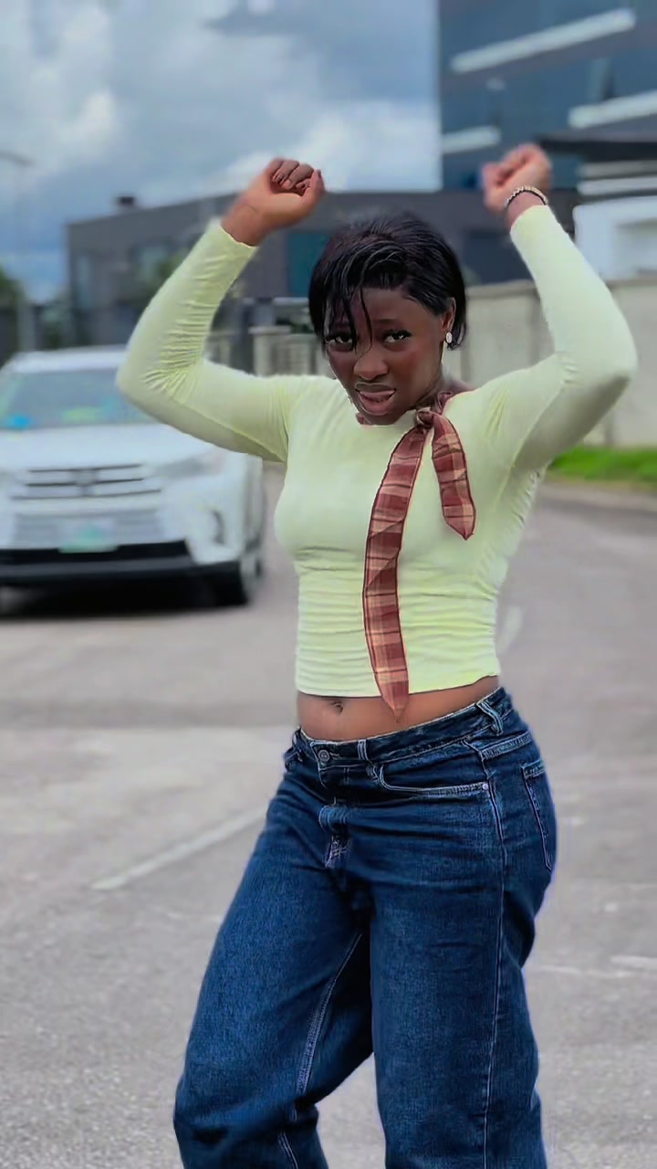 @E_VA vibes ❤️&zwj;🔥🤍🖤