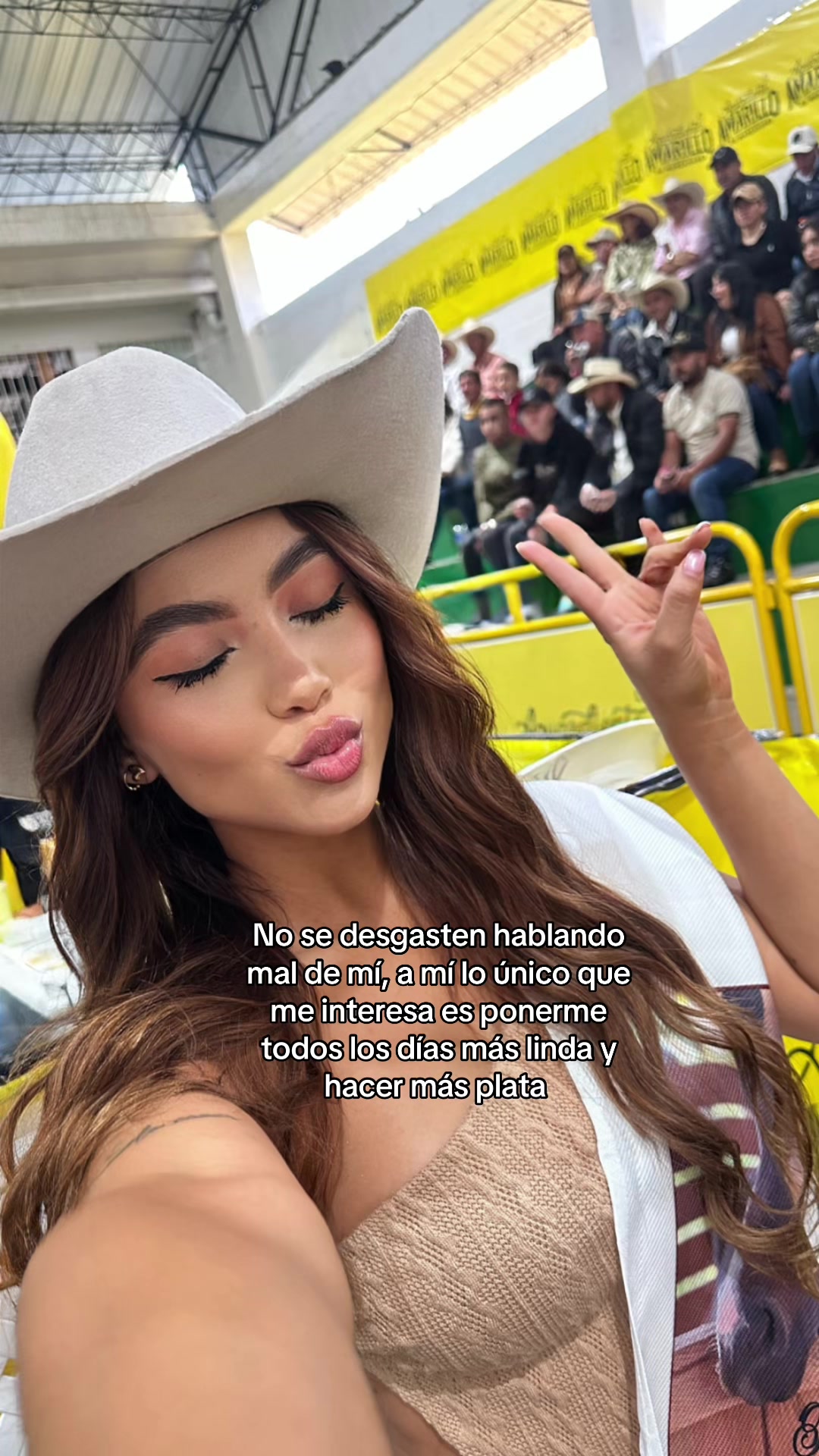 @Lauuu✨💕