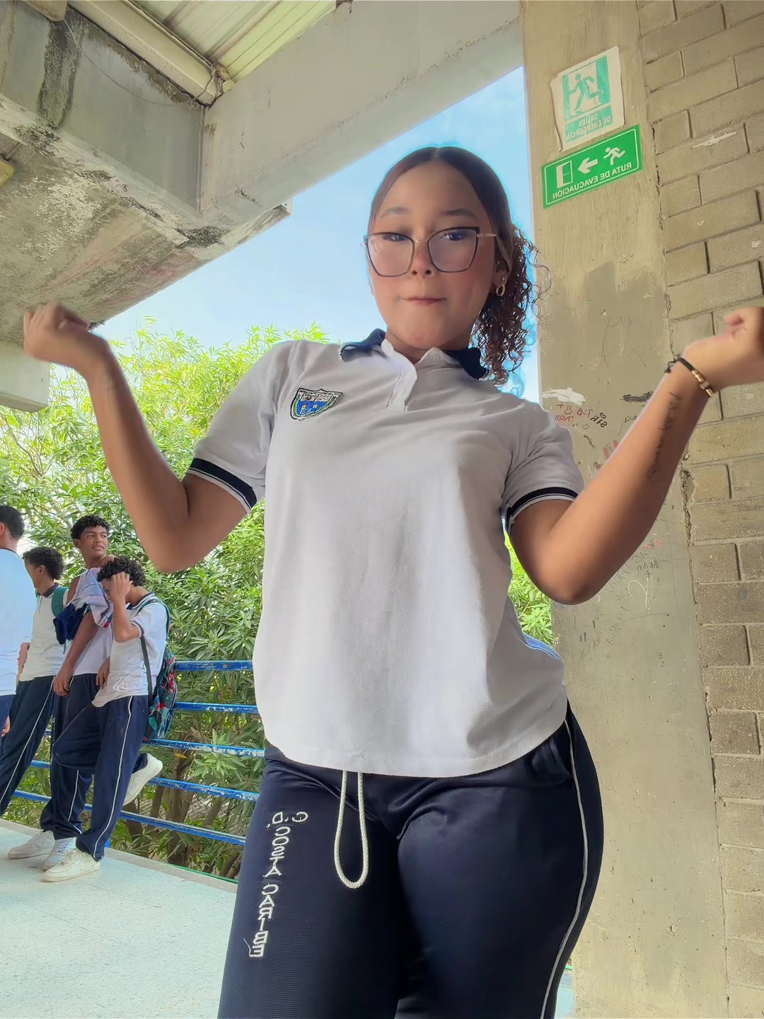 @𝓐𝓷𝓰𝓮𝓵𝓵𝔂𝓼𝓼👸🏼