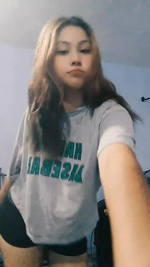@Ane_:3
