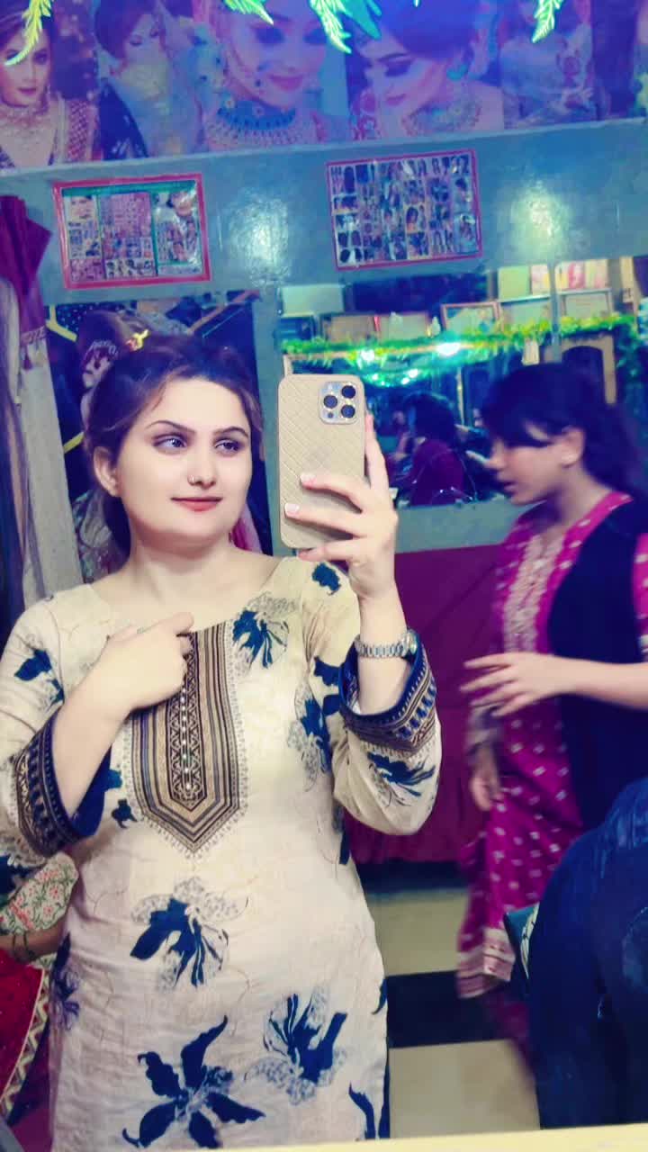 @Chahat❤️