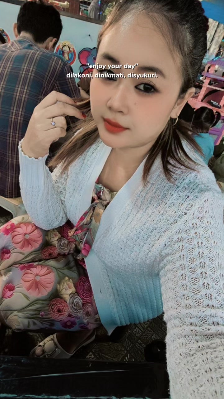 @Bunga Tanpa Tangkai
