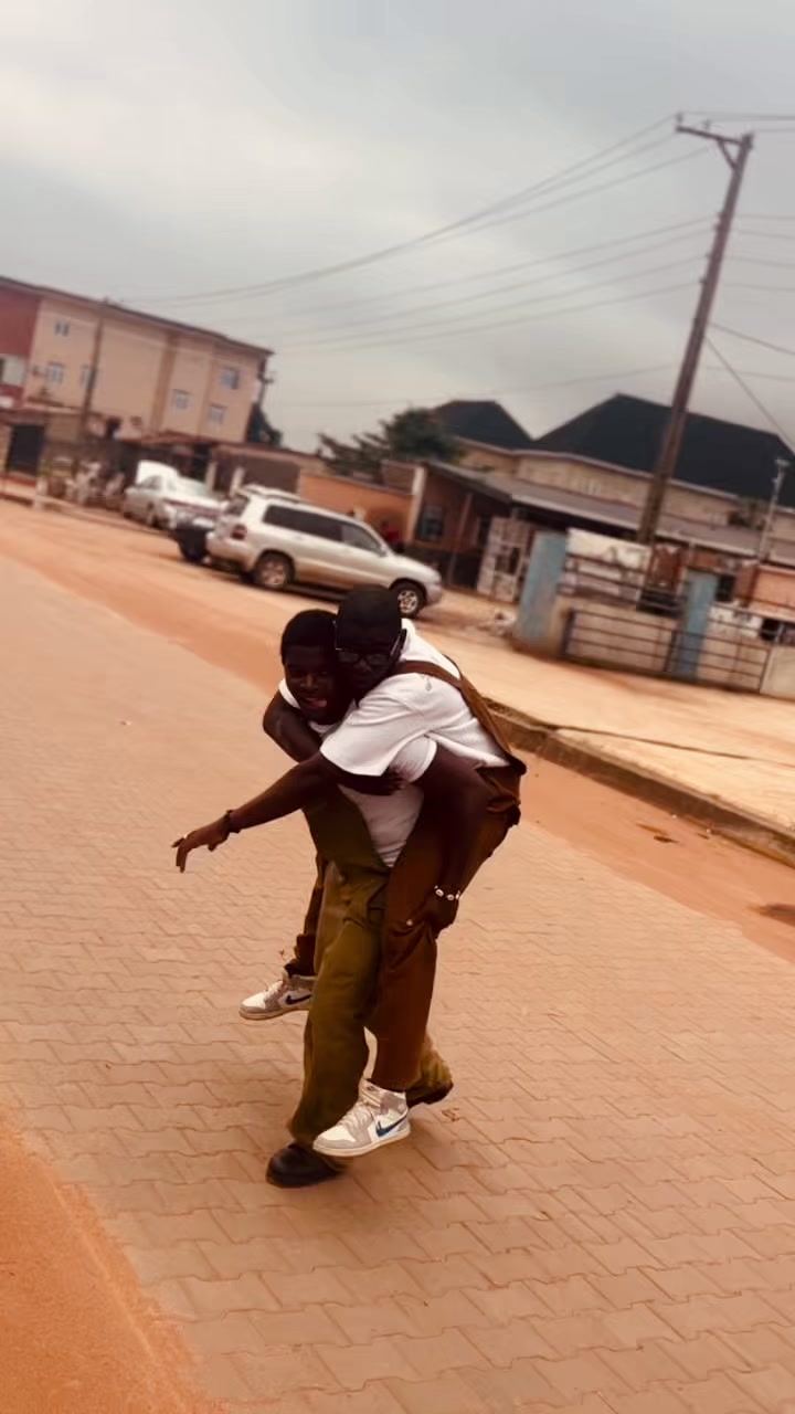 @M&Iuml;STA ONIKOYI 🇳🇬🗡️