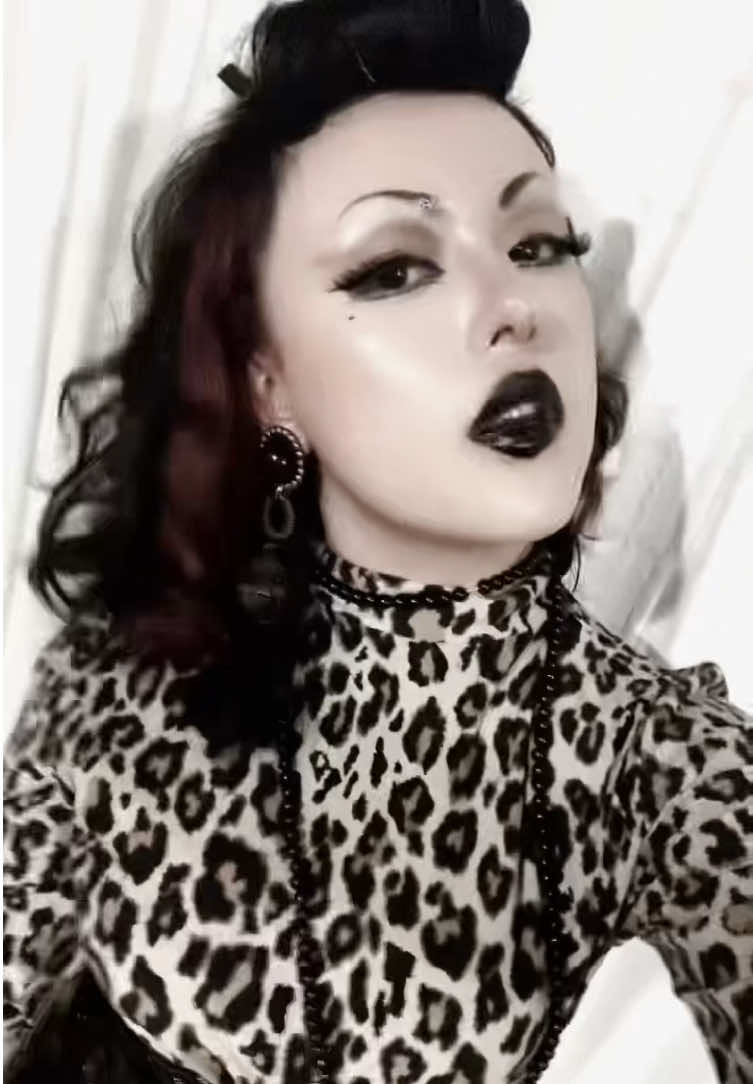 @whokilledcecilia ☥