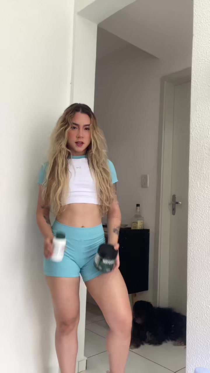 @BrunaRioss_