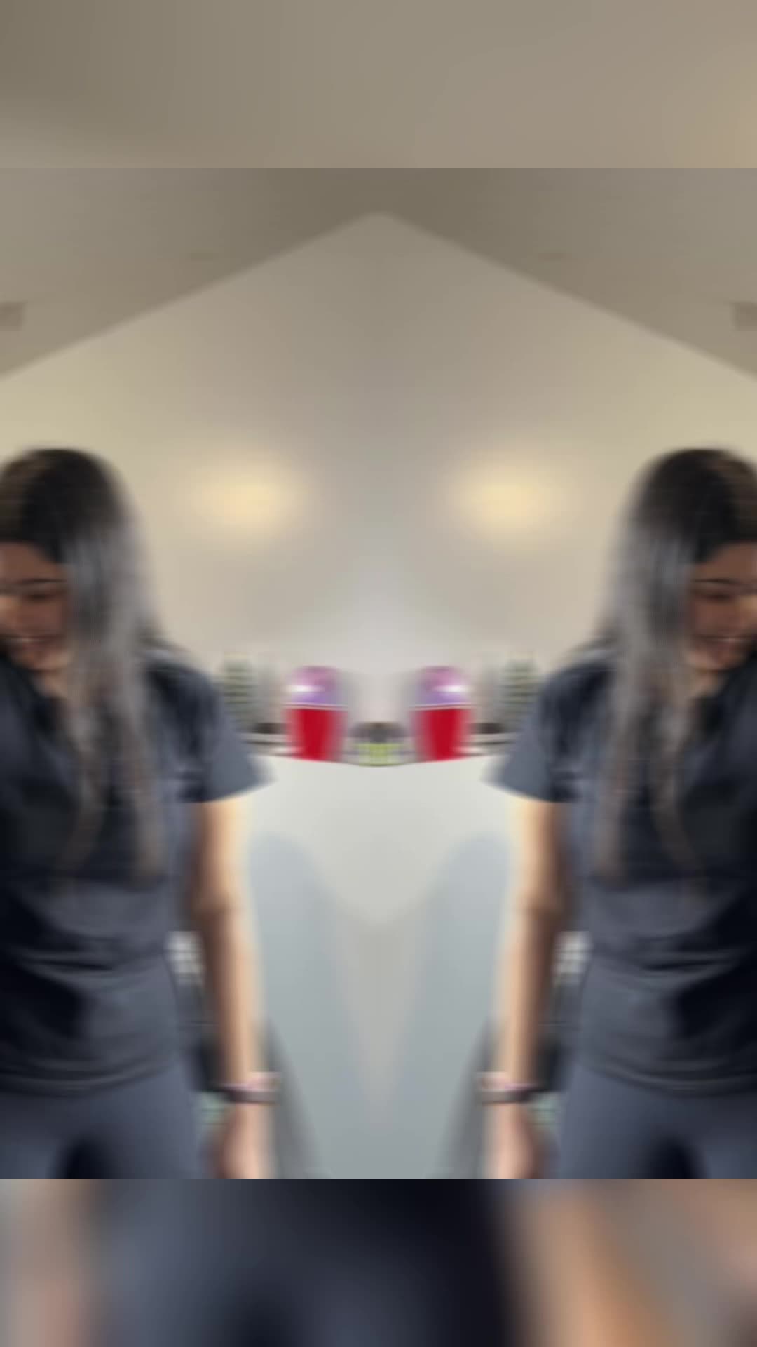 @E o m e           🕷️