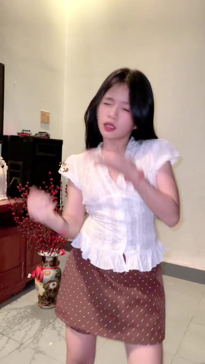 @𝑴𝒂̂̃𝒏 𝑵𝒉𝒊 79