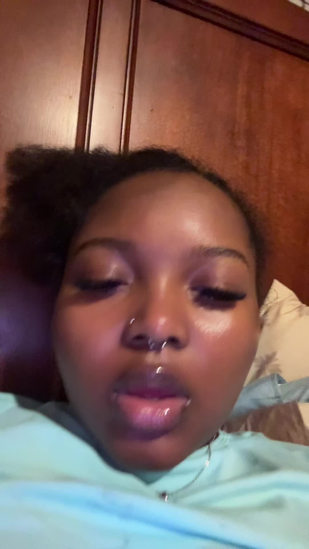 @sia.com