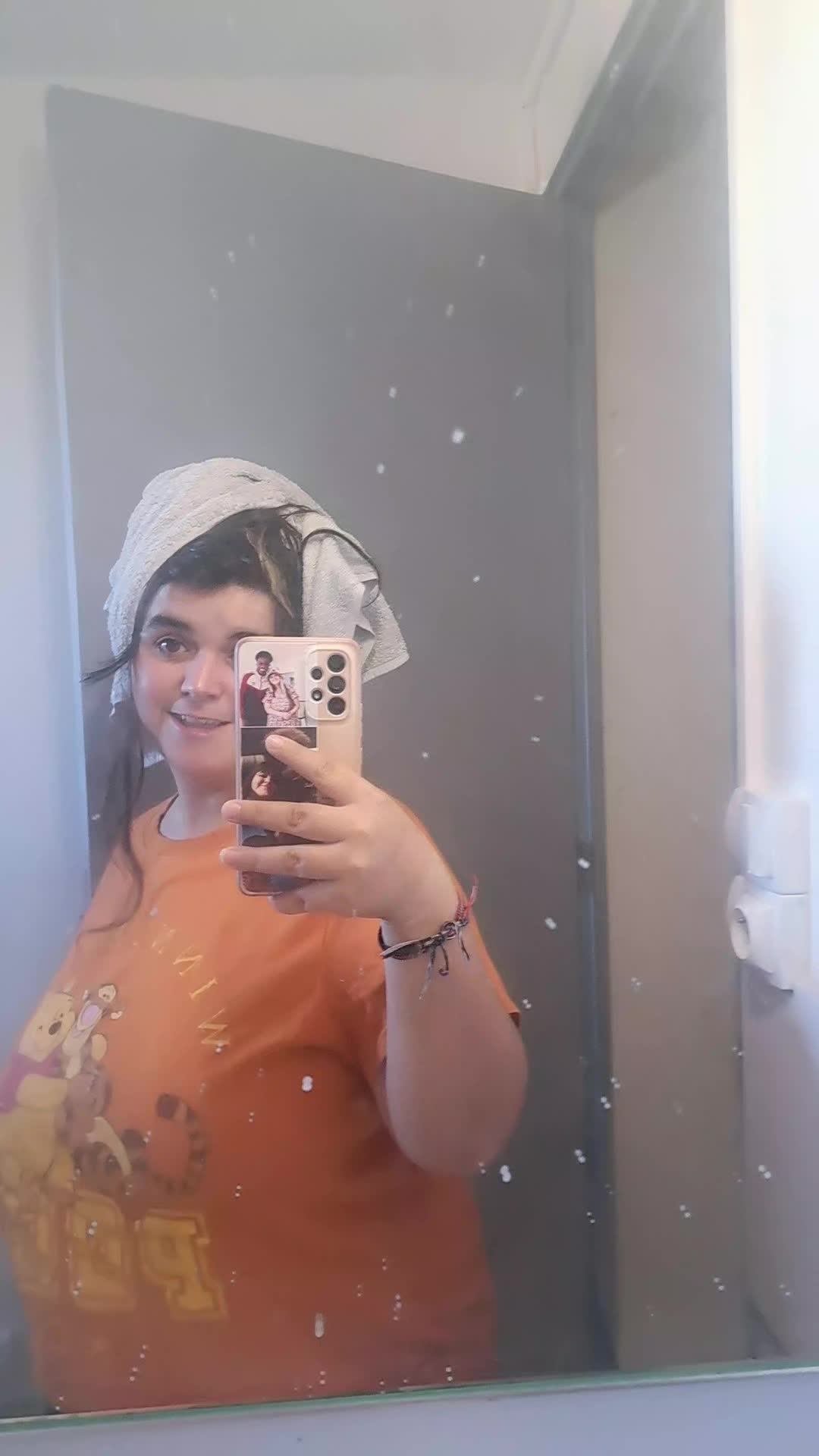 @anissaniniyt