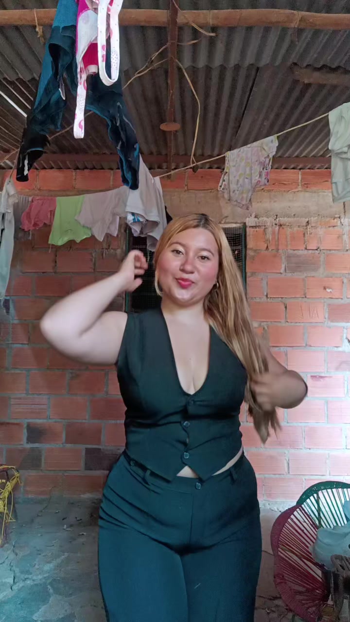 @Nayely