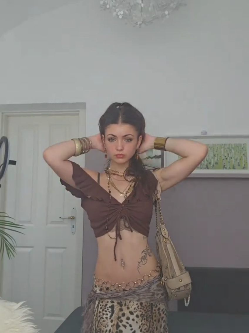 @𝙷𝚊𝚗𝚗𝚊𝚑♡︎