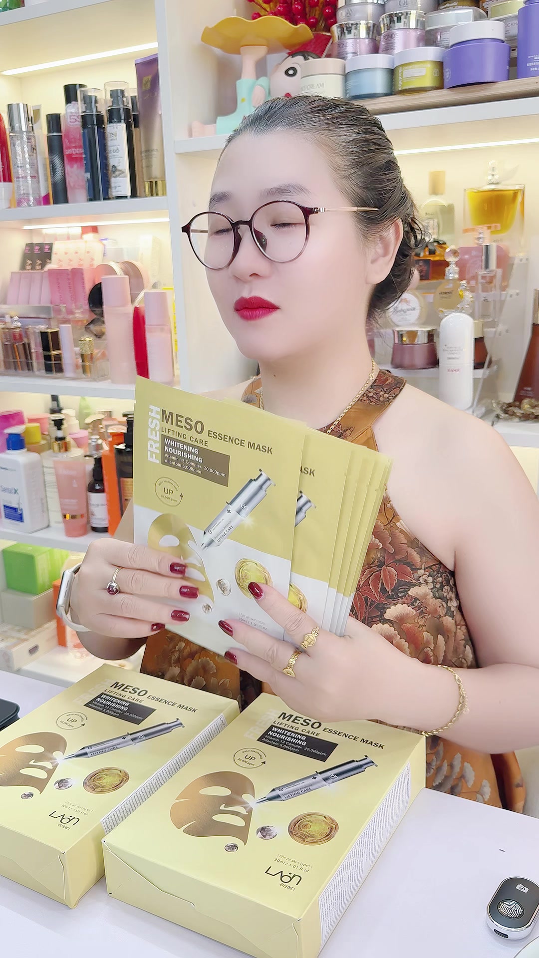 @Ổ Của Lộc1376