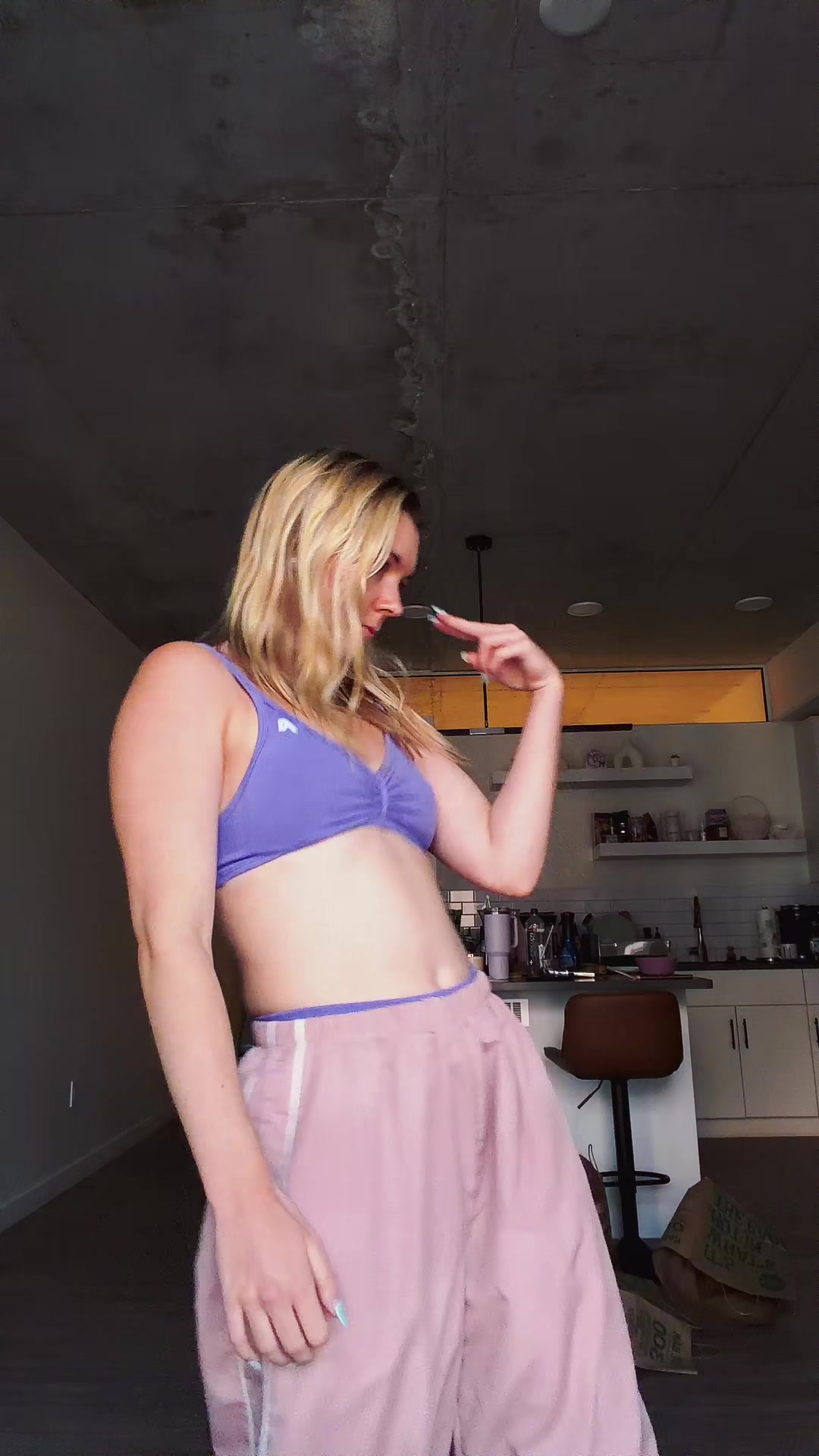 @hannahelizajohnson