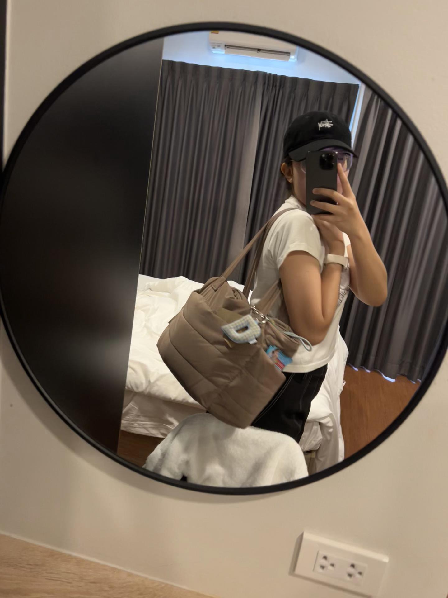 @AomzHappy