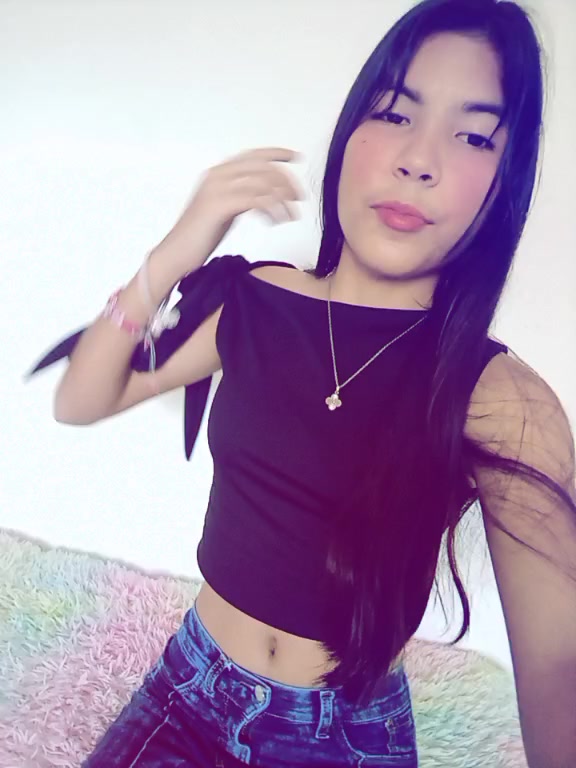 @Adriana💙🌟