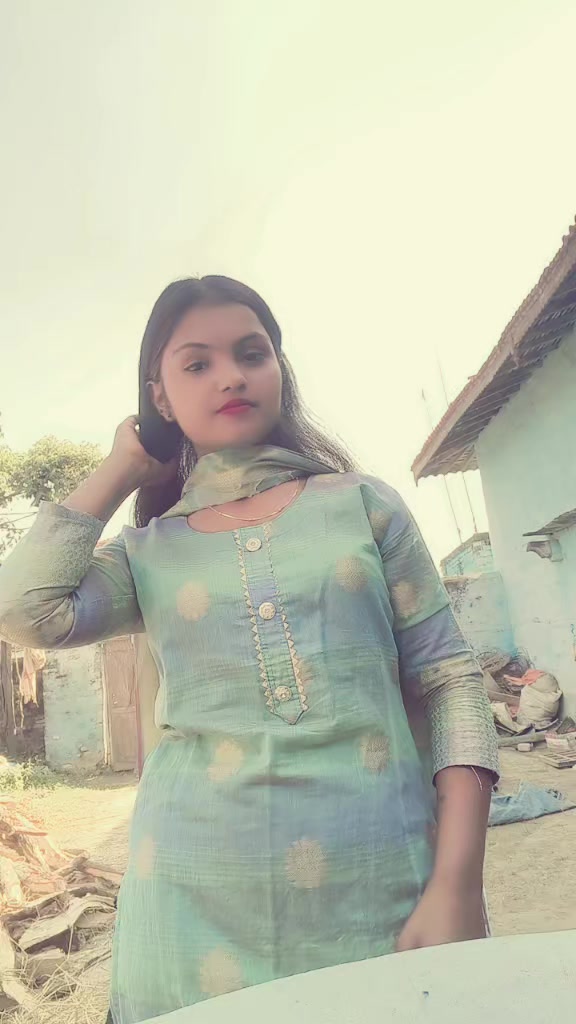 @N&igrave;dh&icirc;_Adhik&acirc;ri 22