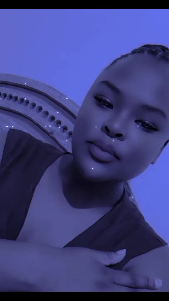 @Zawadi_Tha_Gal 👑