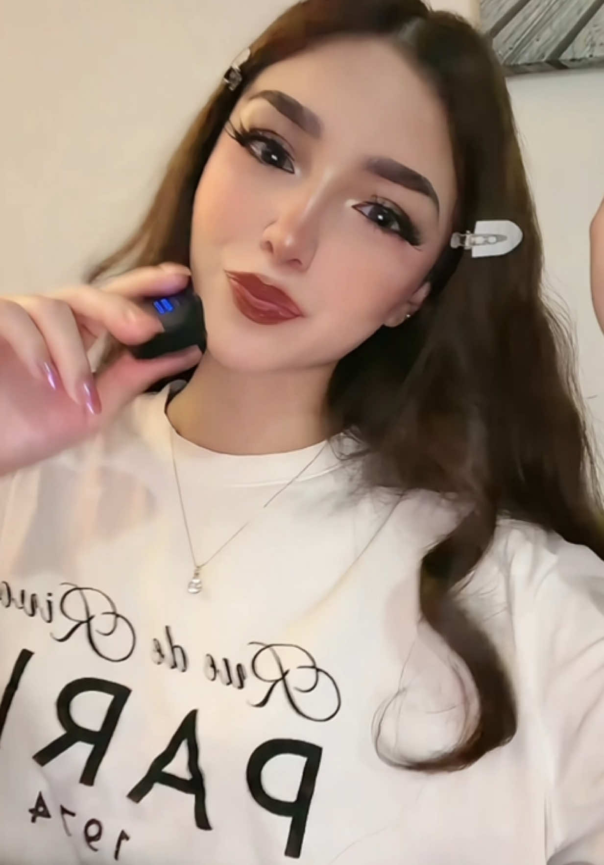 @avril l&oacute;pez