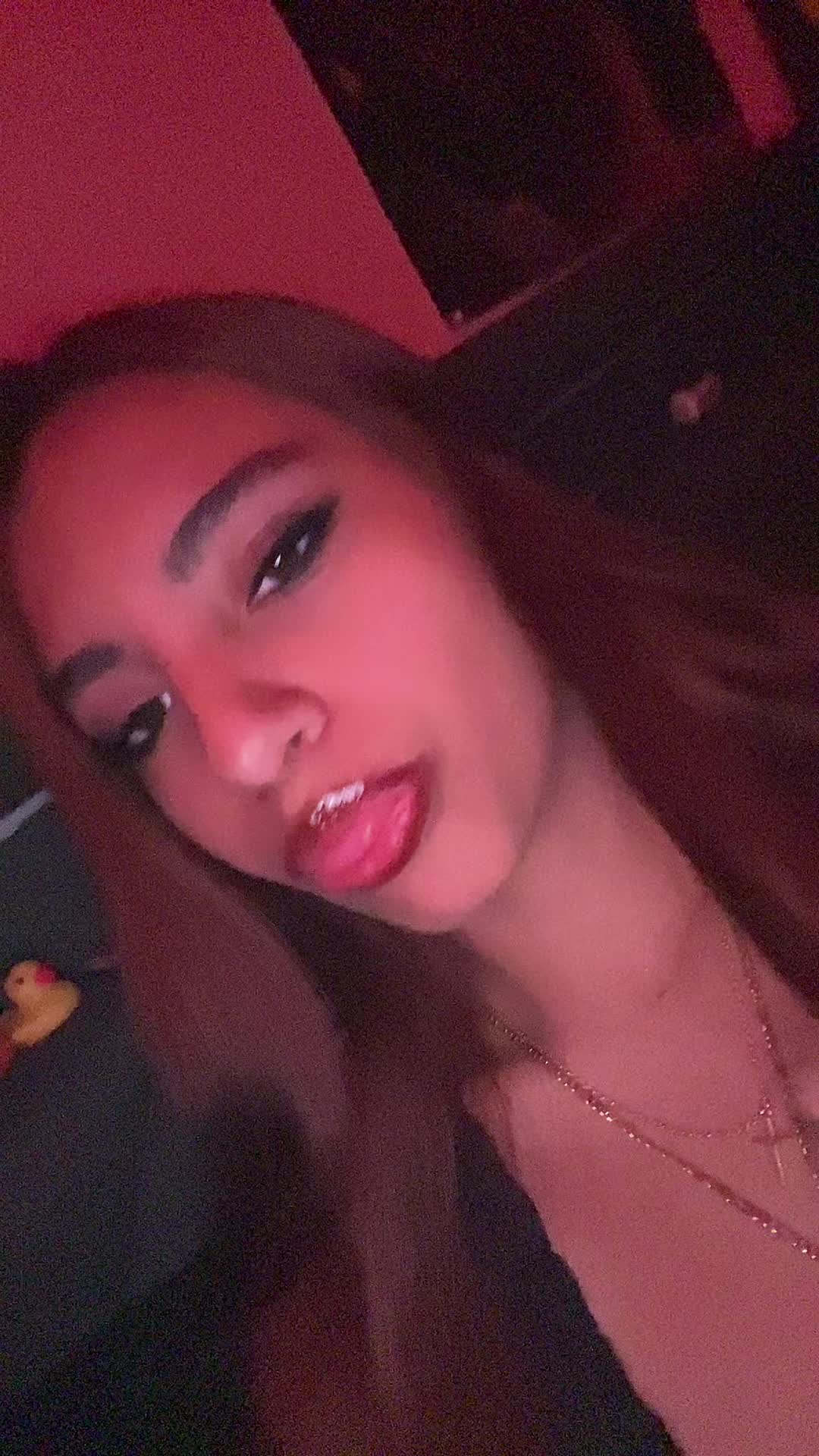 @Jess 𖣂