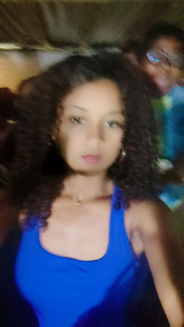 @Luciana