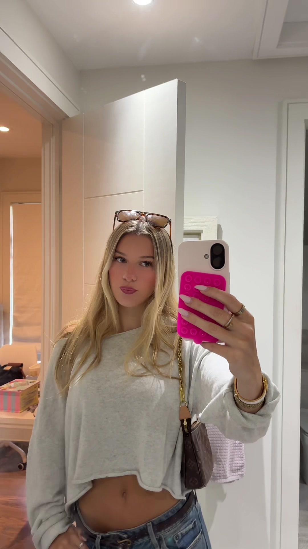 @Noa
