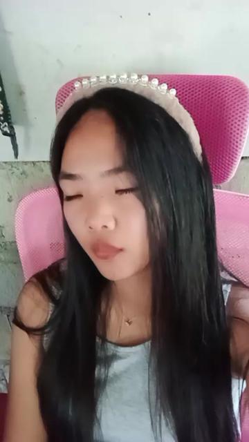 @Simple girl😉