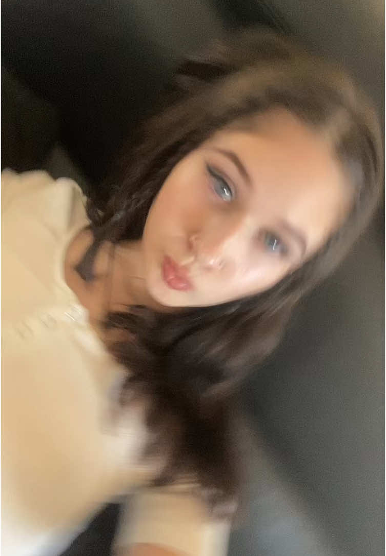 @Trapqueenlivss