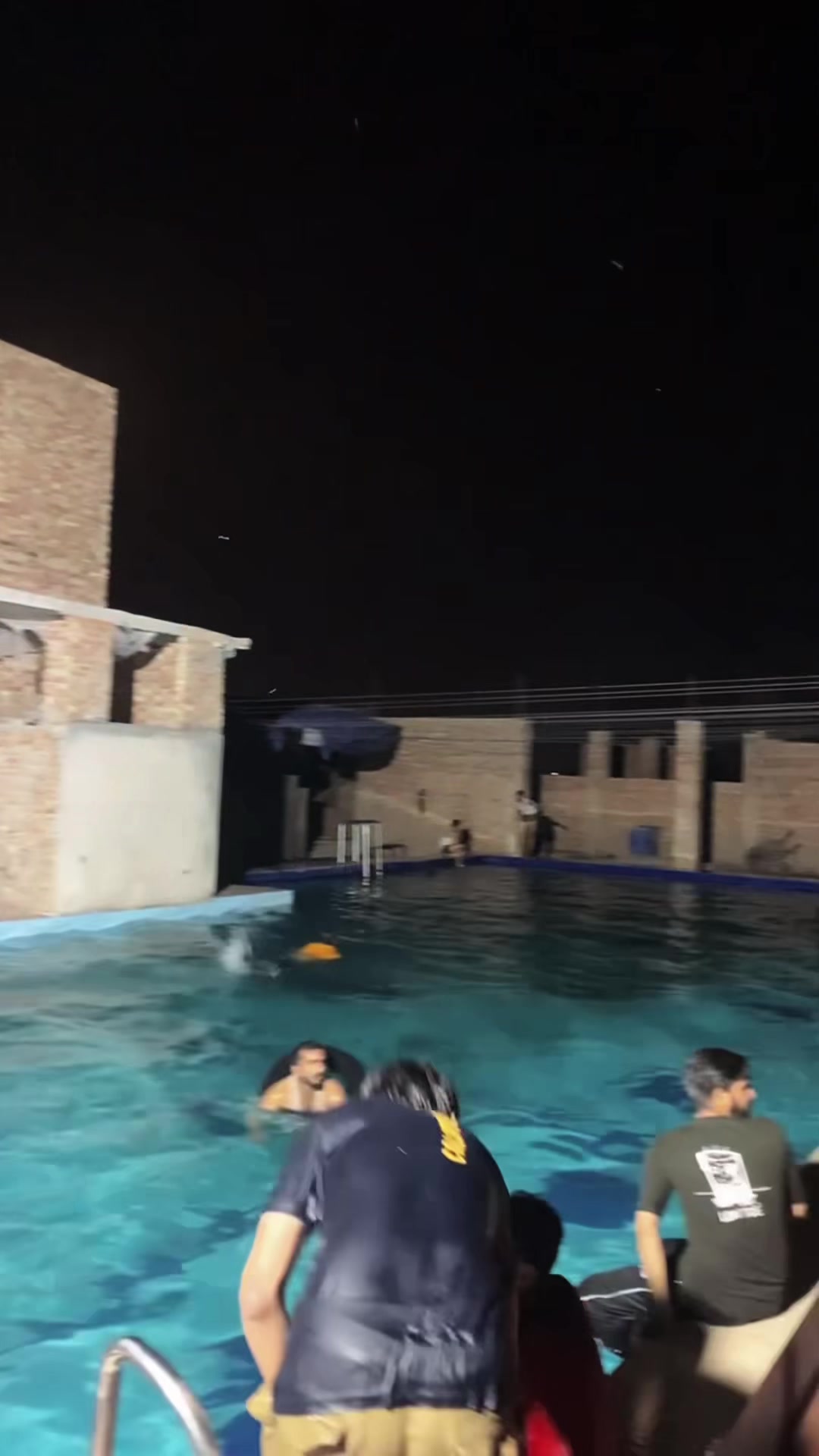 @شیری🐺
