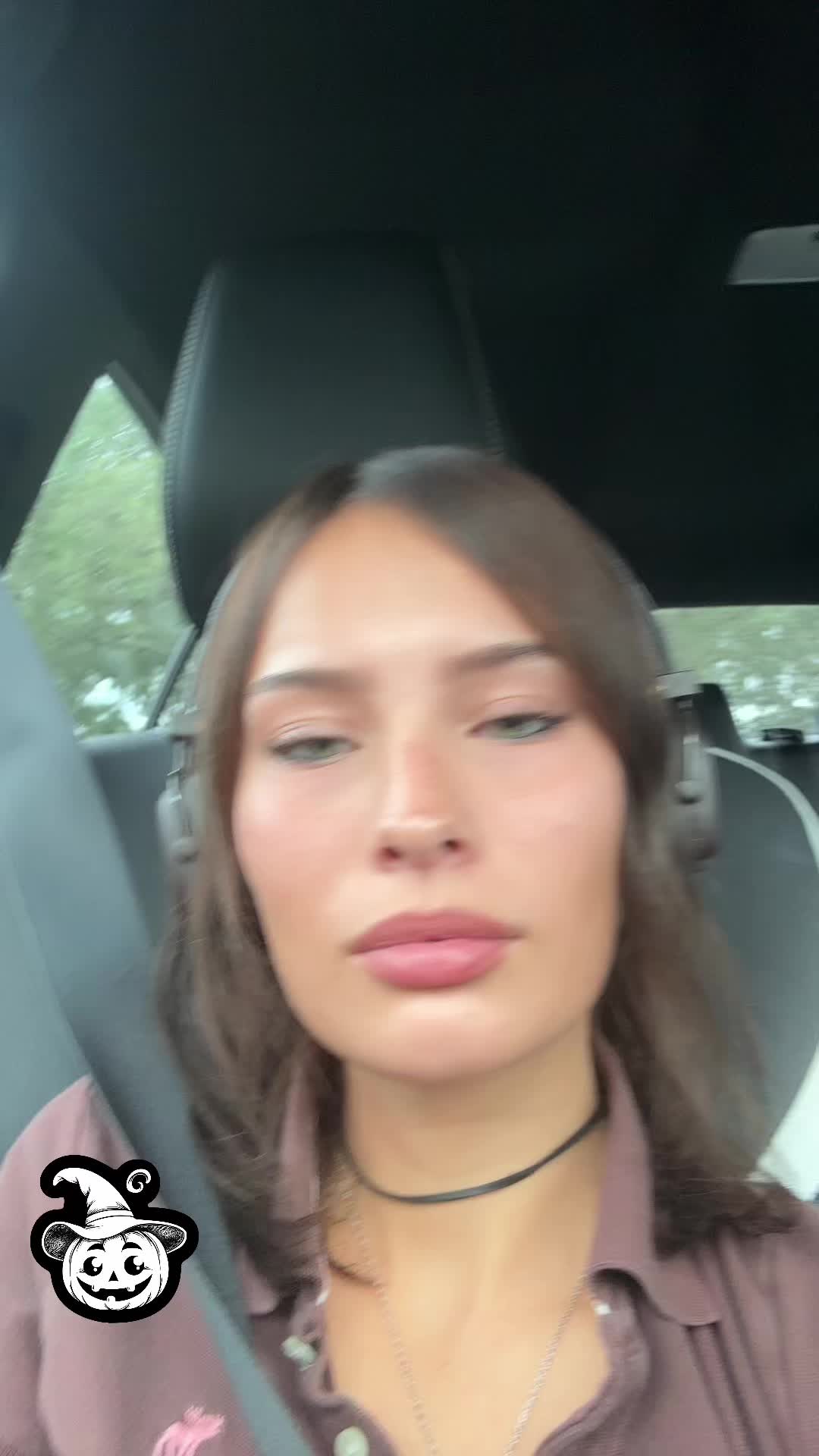 @:3