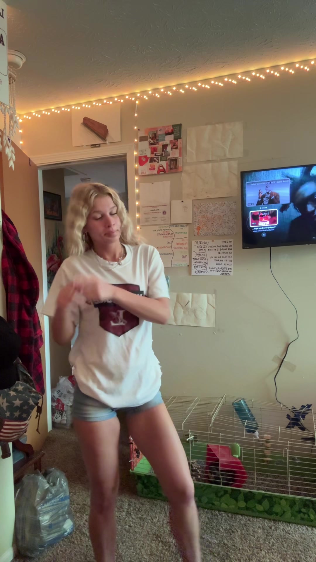 @comehelpabby