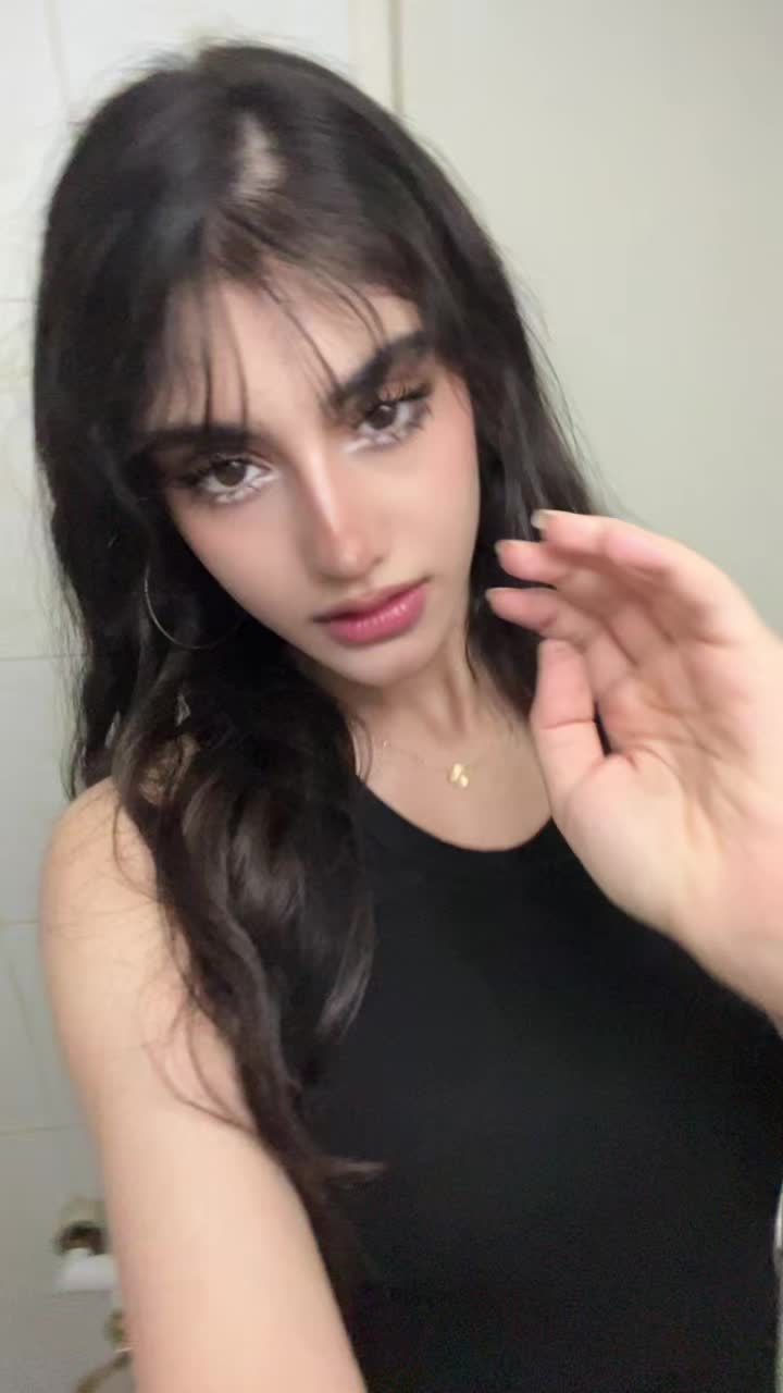 @Elina