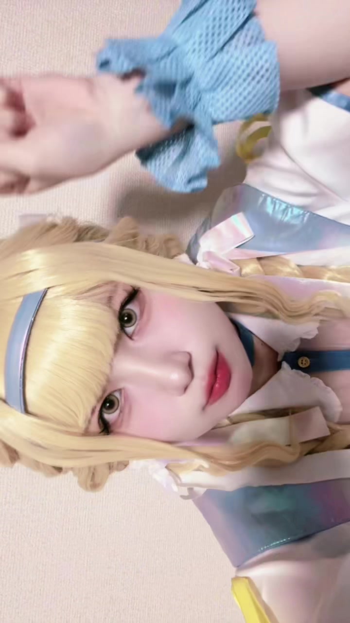 @こん