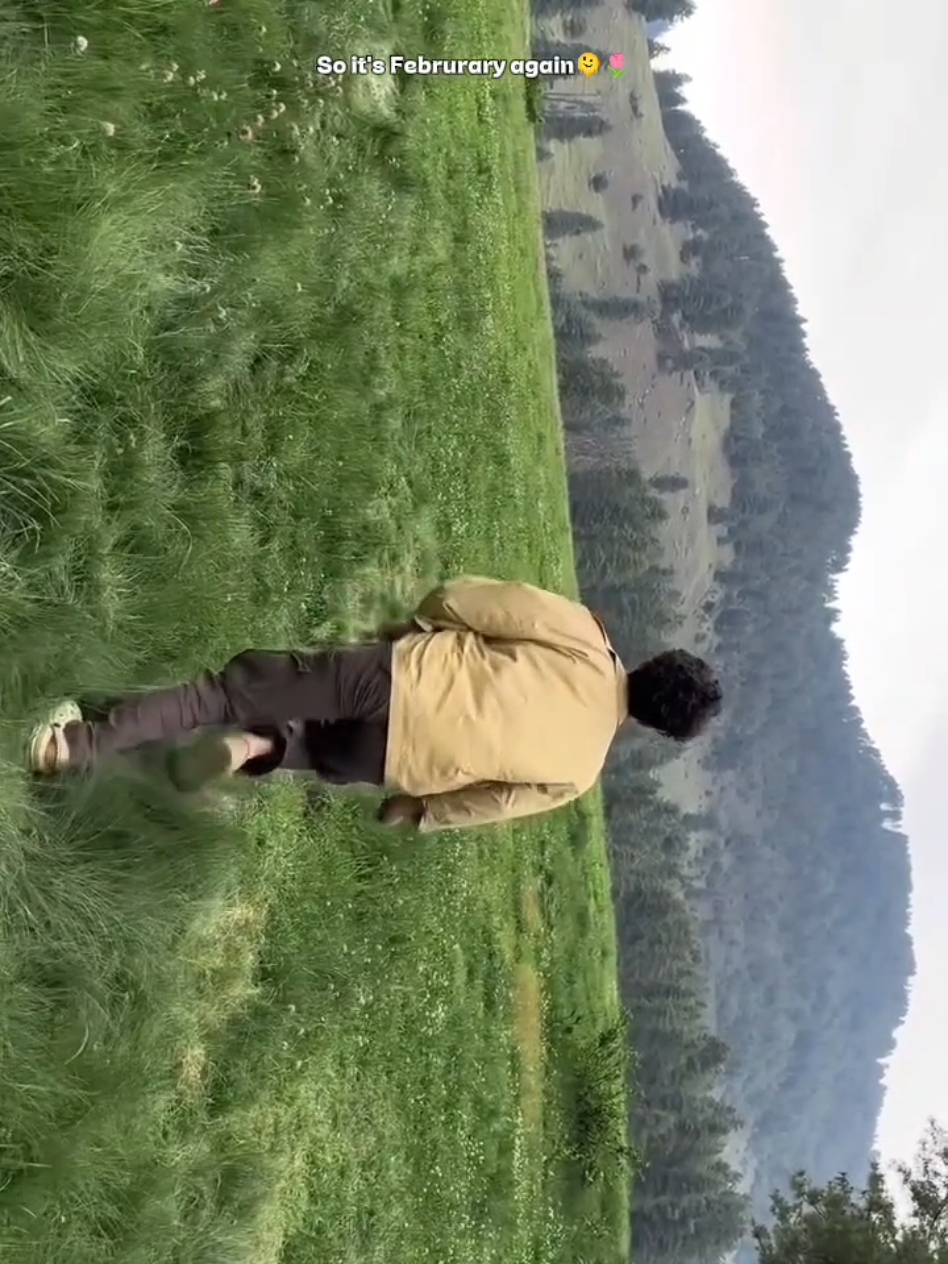 @Hᴜᴢᴀɪفᴀ🚩