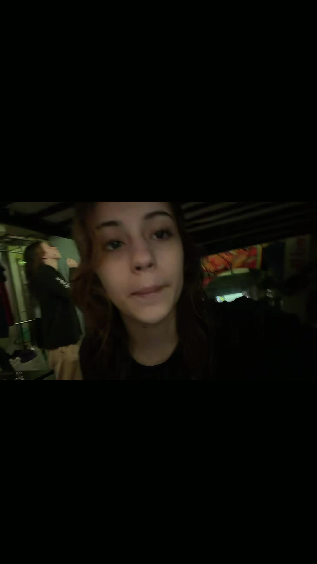 @j💫