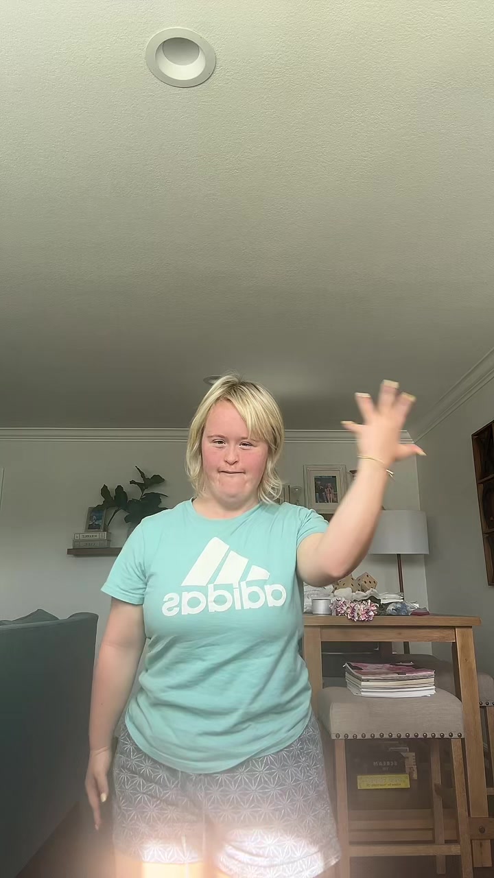 @Sassy_Ems_15