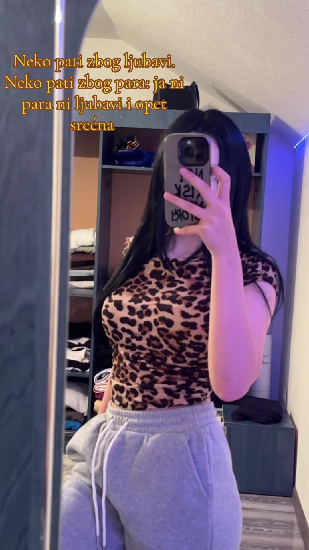 @⚜️