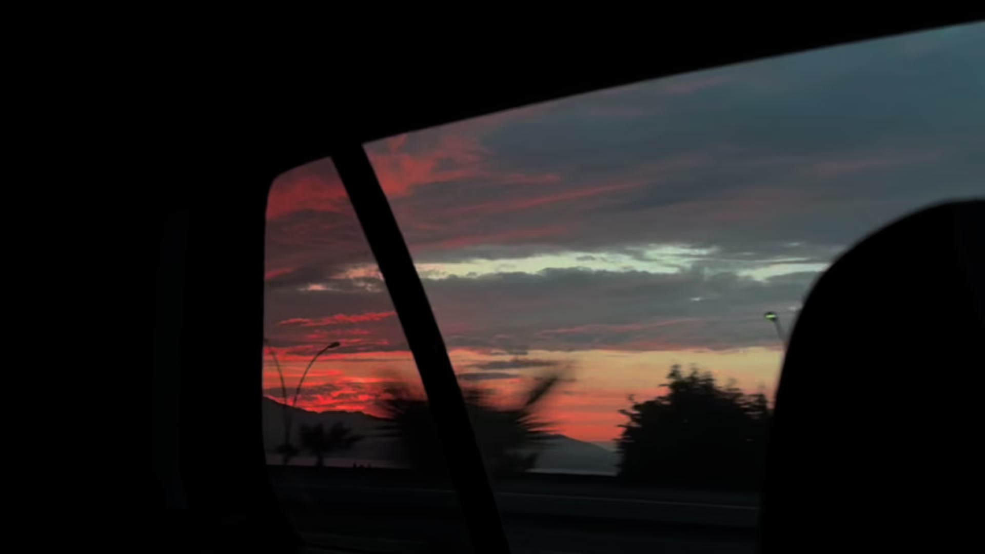 @𝐋𝐨𝐯𝐞_𝐥𝐲𝐫𝐢𝐜𝐬𝐲