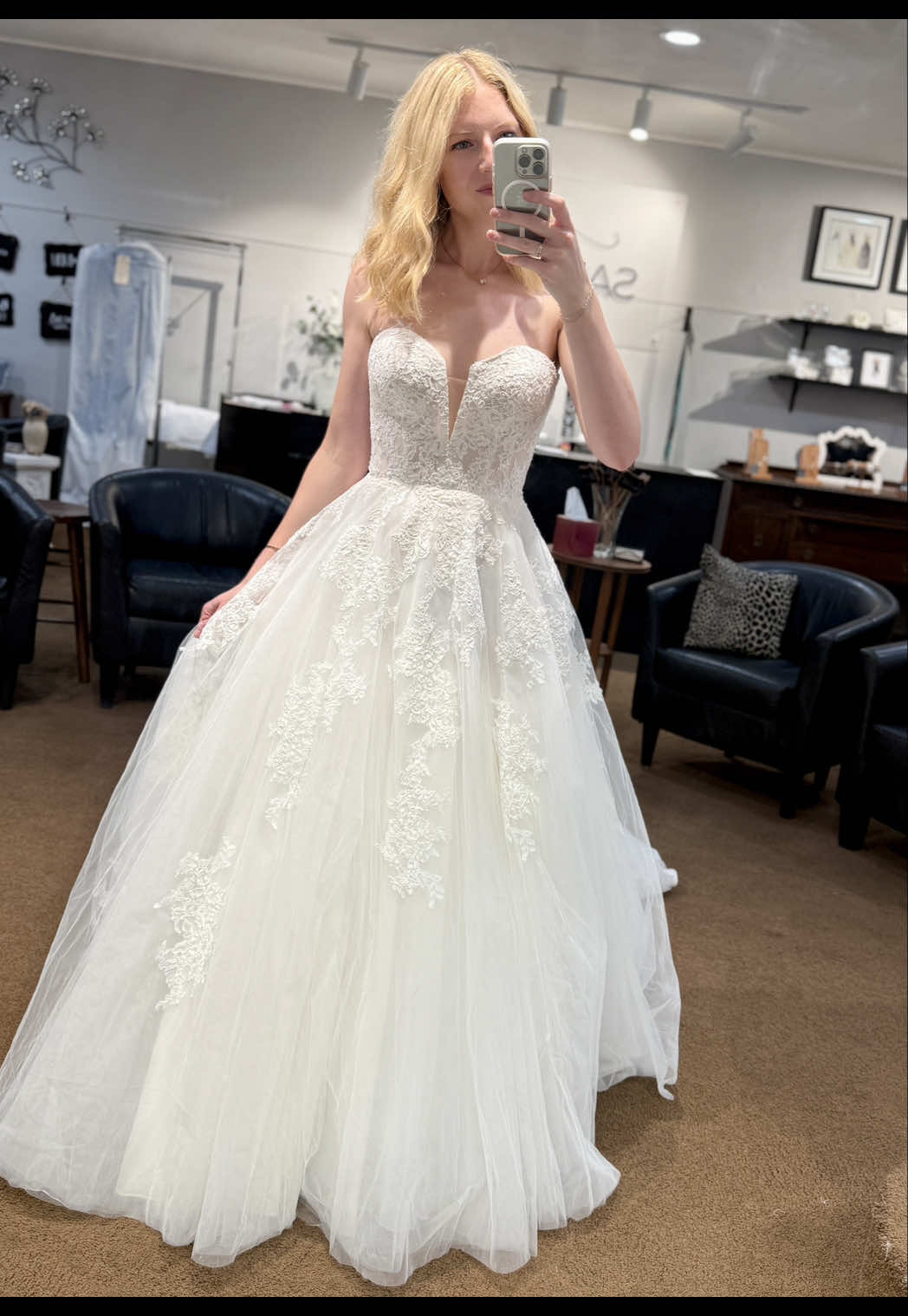 @Sandra D&rsquo;s Bridal Boutique