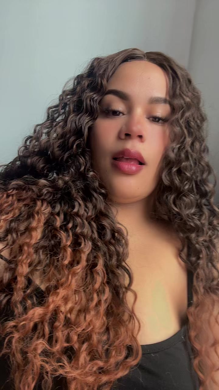 @Scarlet curvy