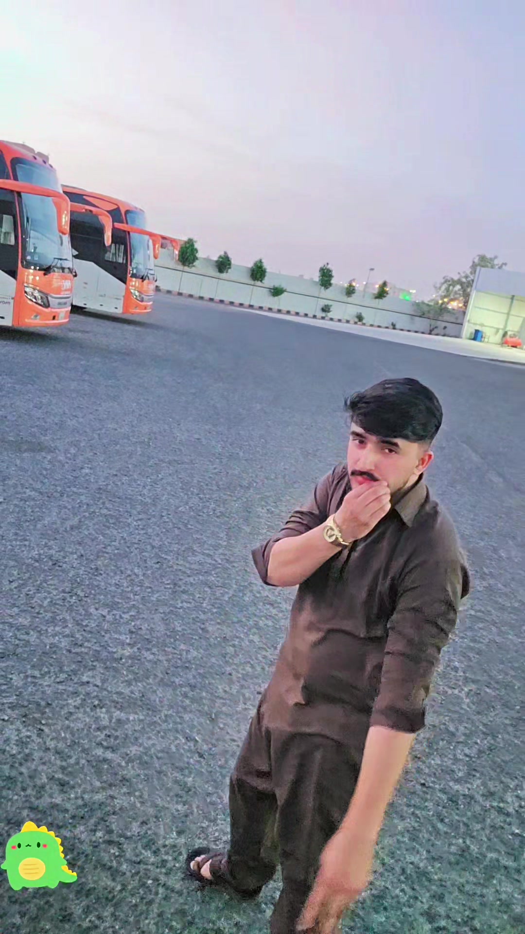 @Sheikh Zada کشمیری
